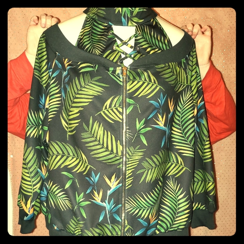 2 PC crop top / off the shoulder jacket
